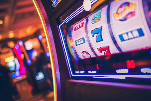 Mengenal Lucky Slot777 APK: Permainan Slot yang Menguntungkan